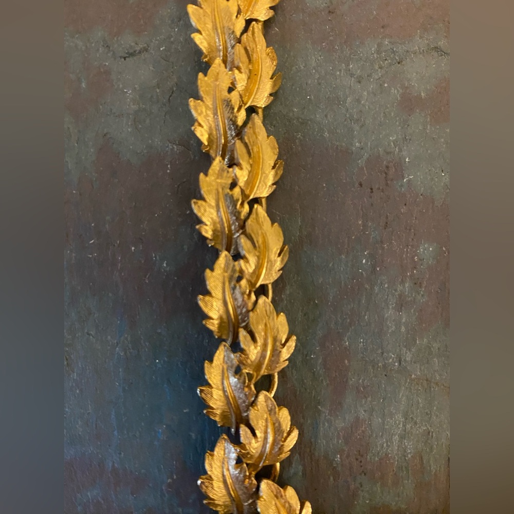 Vintage Napier Gold Leaf Necklace - Picture 3 of 6